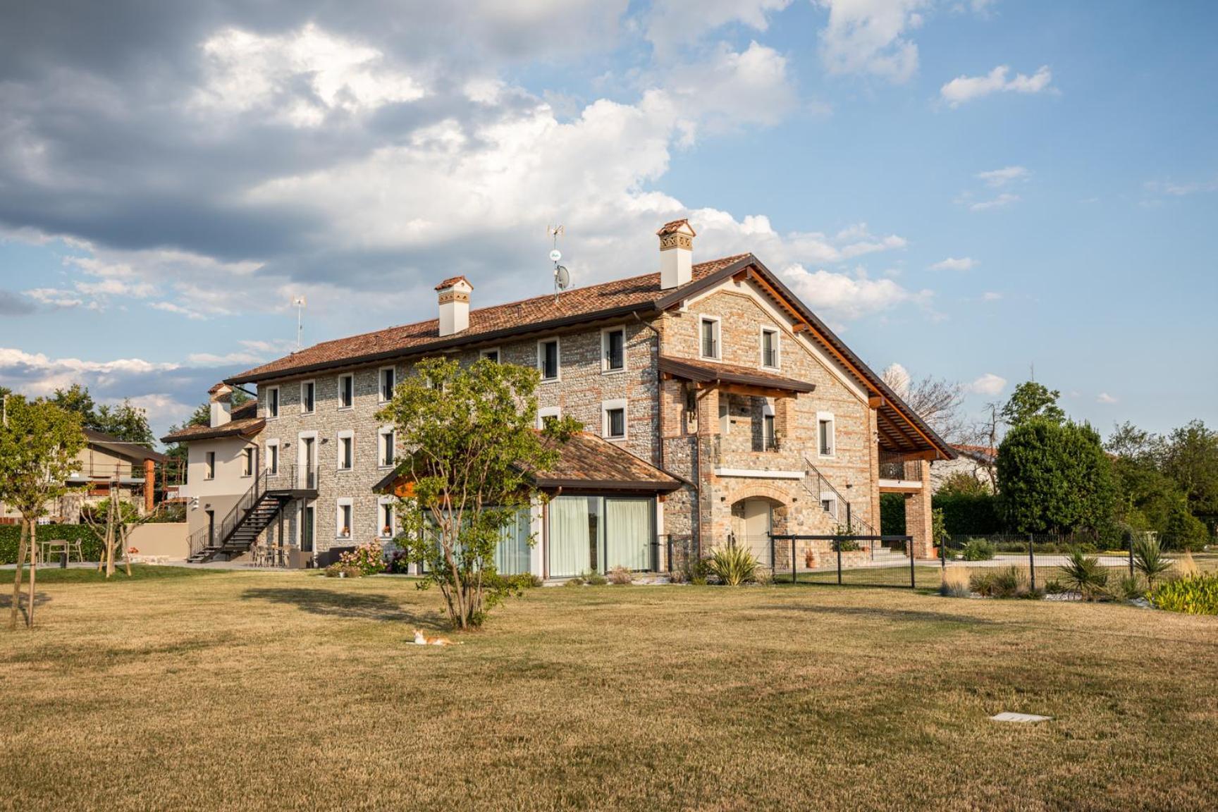 Hotel Atmosfere Charme & Country Borgo San Mauro Exterior foto